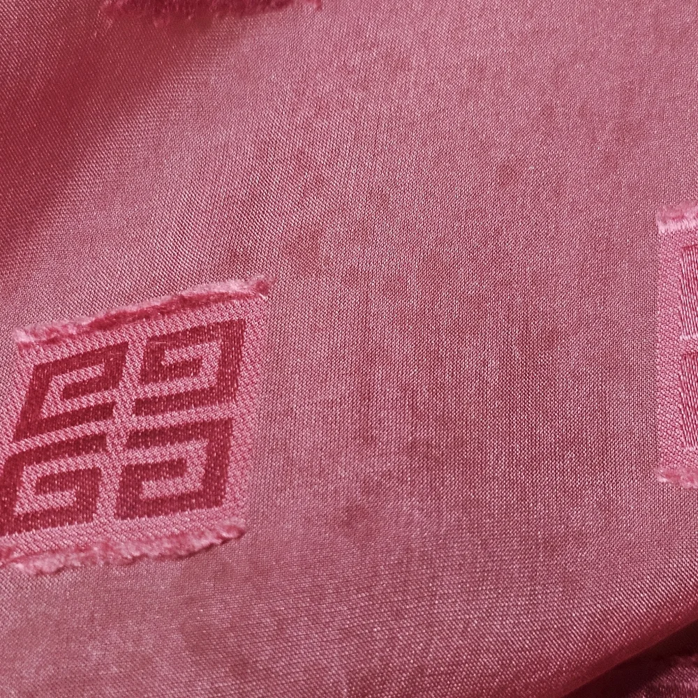 GIVENCHY SCARF - Picture 11 of 15